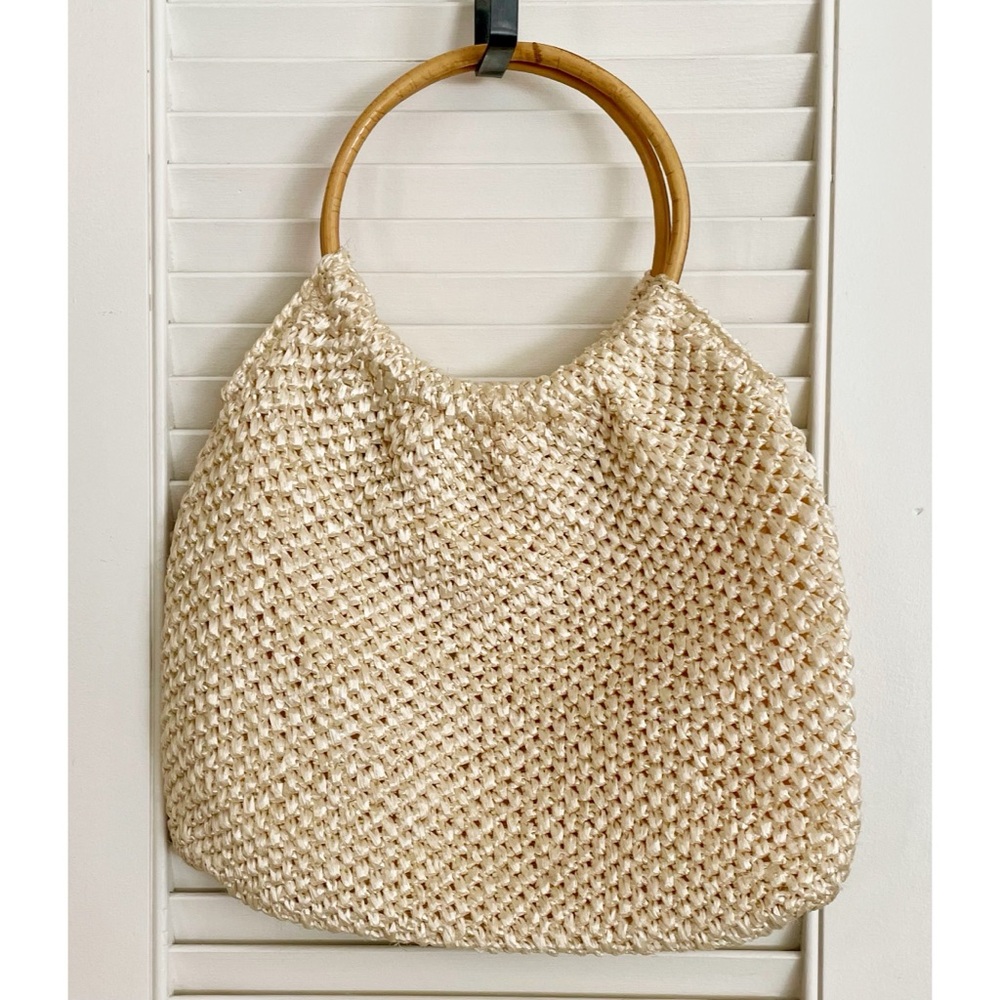 Vintage 70s Ring Handle Crochet Purse